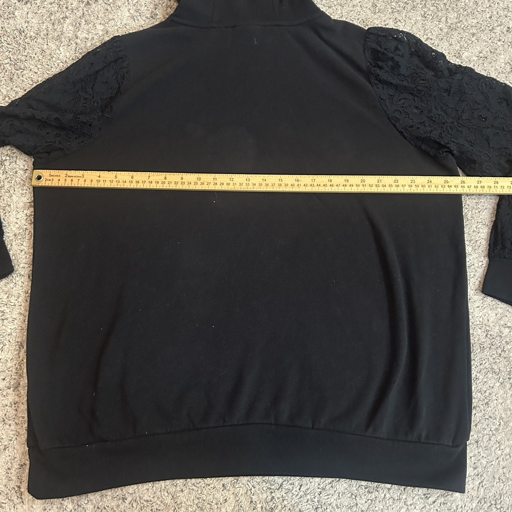 Torrid Women's plus size 2 Long Sleeve Lace Crochet Hoodie in Black - Picture 6 of 9